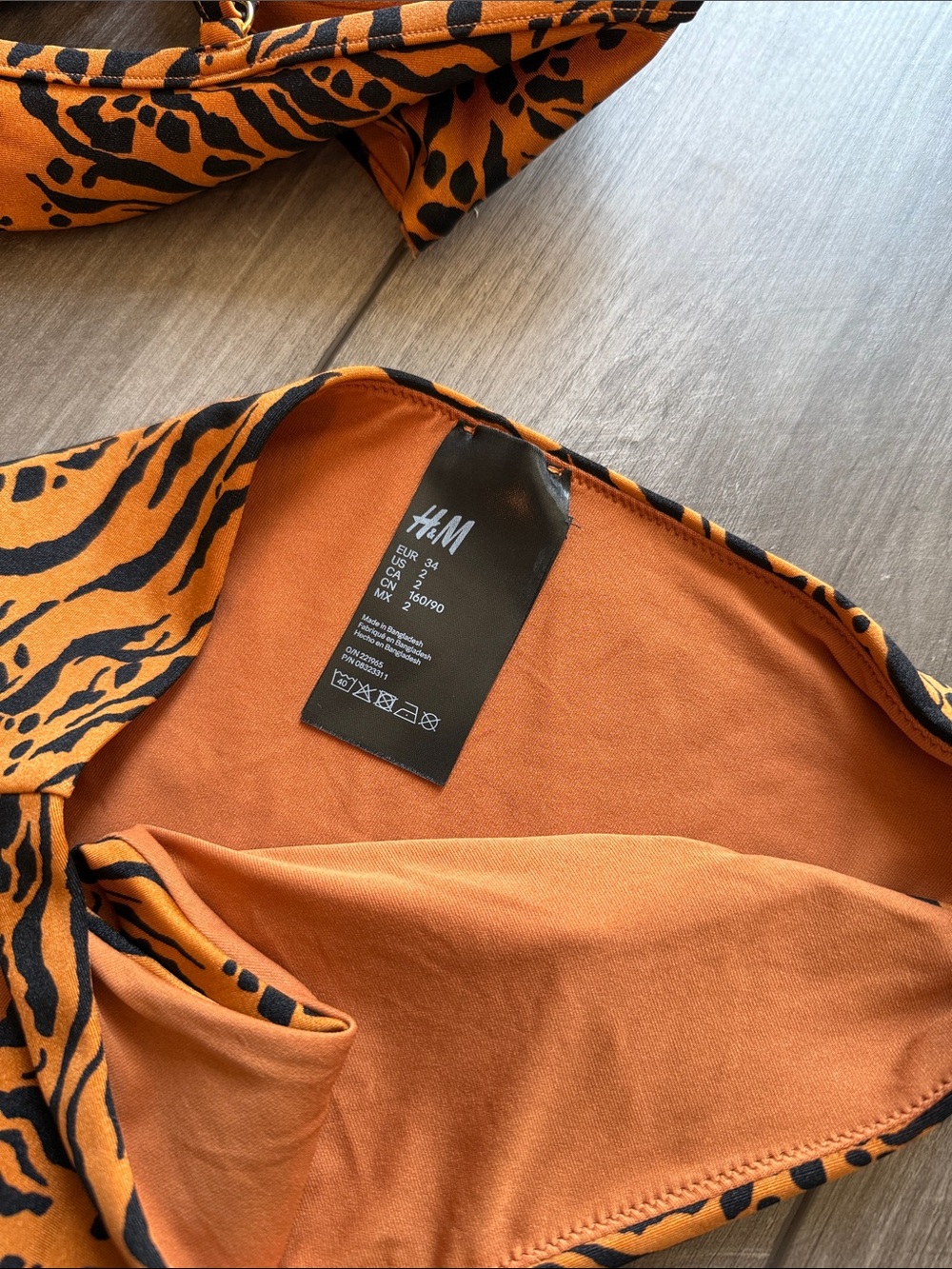 Orange & Black Tiger Print Bikini Set - Picture 4 of 5